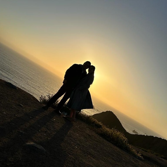 Meet your Posher, Allison - Picture 1 of 1